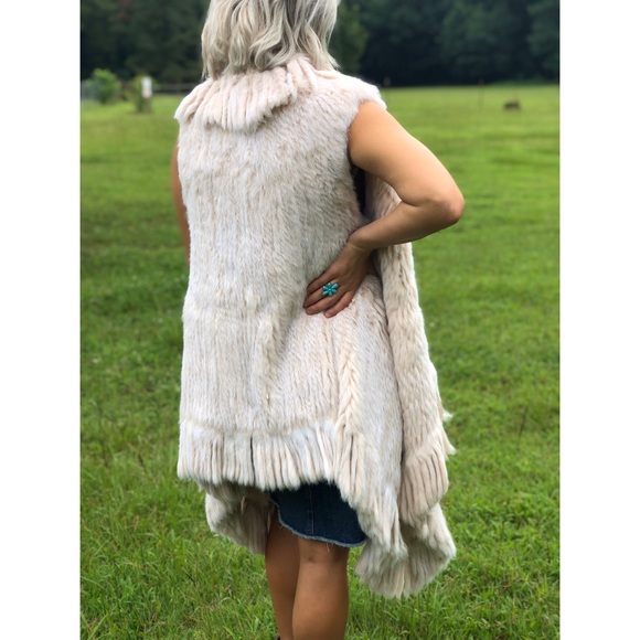 [ BRAND NEW ] Quinn Vest - Picture 3 of 3